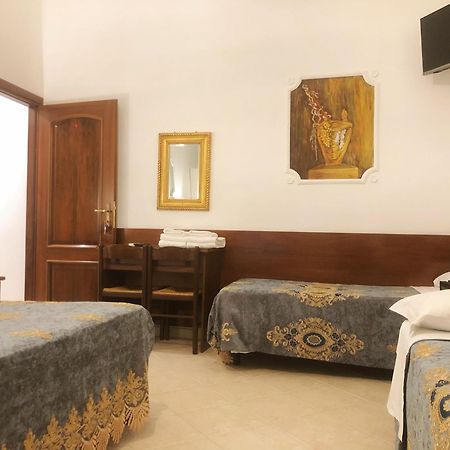 Hostel Cosmos Rzym Zewnętrze zdjęcie