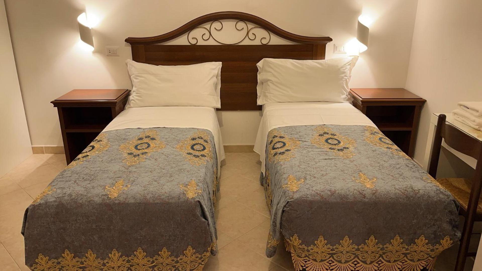 Hostel Cosmos Rzym Zewnętrze zdjęcie
